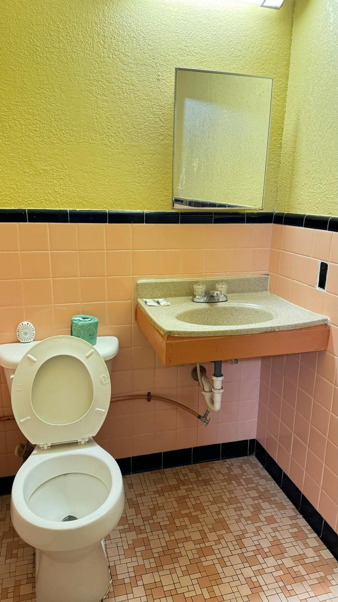 Greenlawn Motel أتمور المظهر الخارجي الصورة
